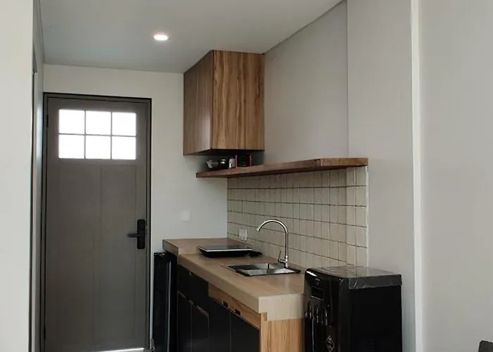 Hostal Hom Coliving 2 Bedrooms With Garden *